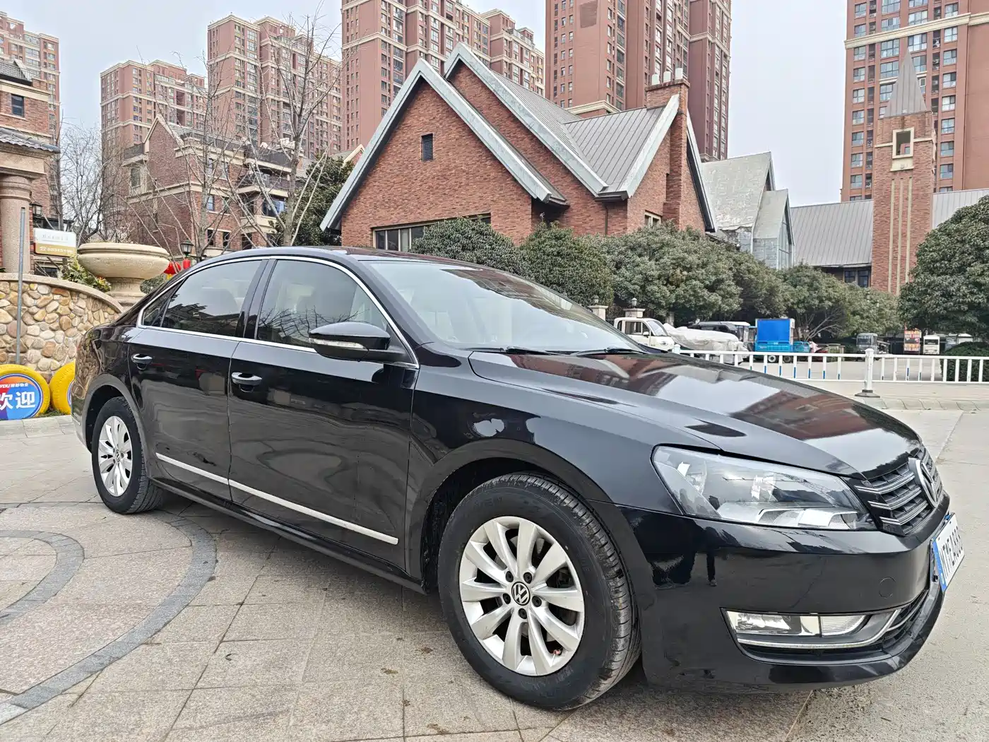 Volkswagen Passat 2015 1.4TSI DSG Prestige Edition фото 3