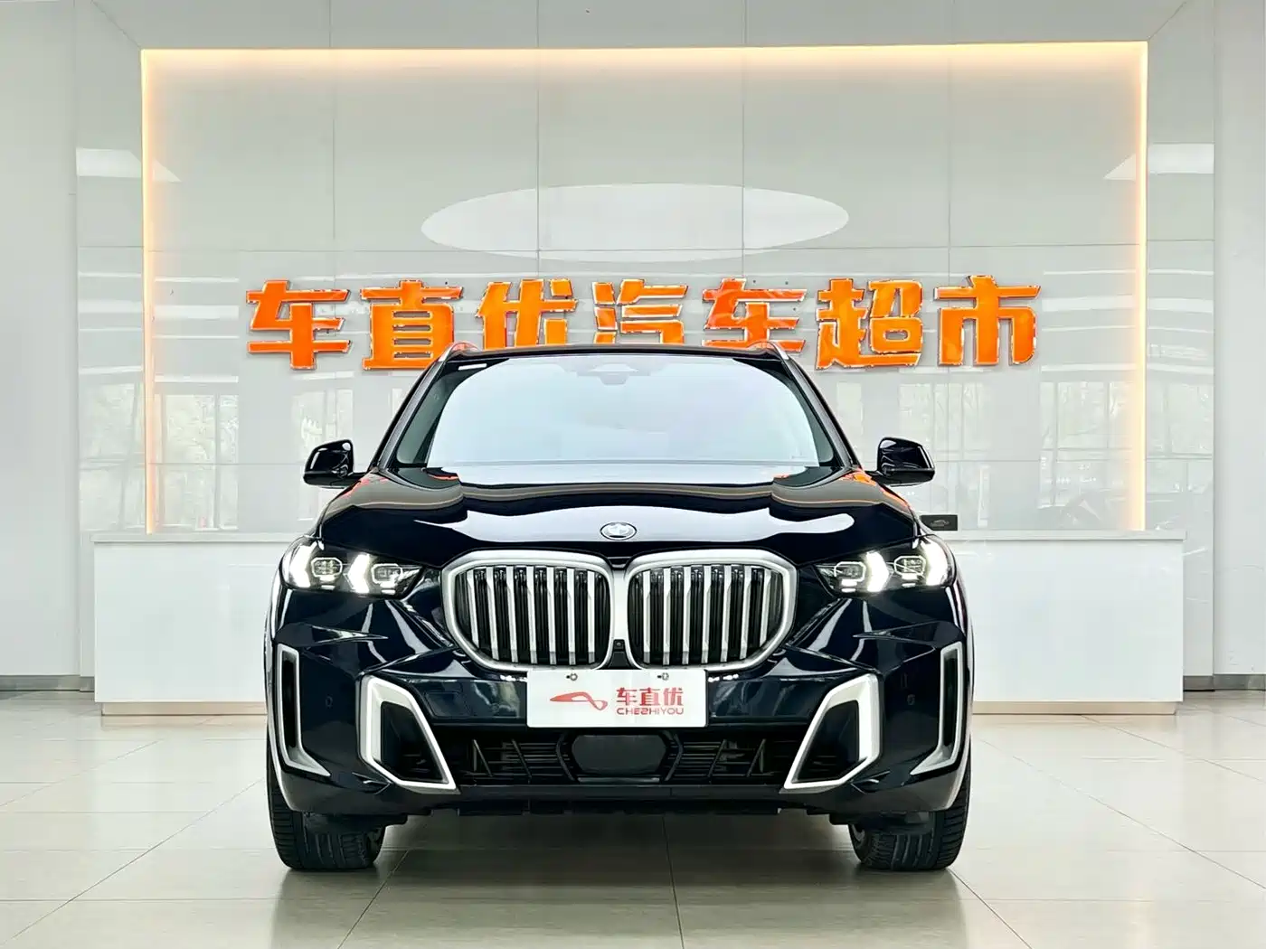 BMW X5 2023 xDrive 30Li Premium M Sport Package фото 3