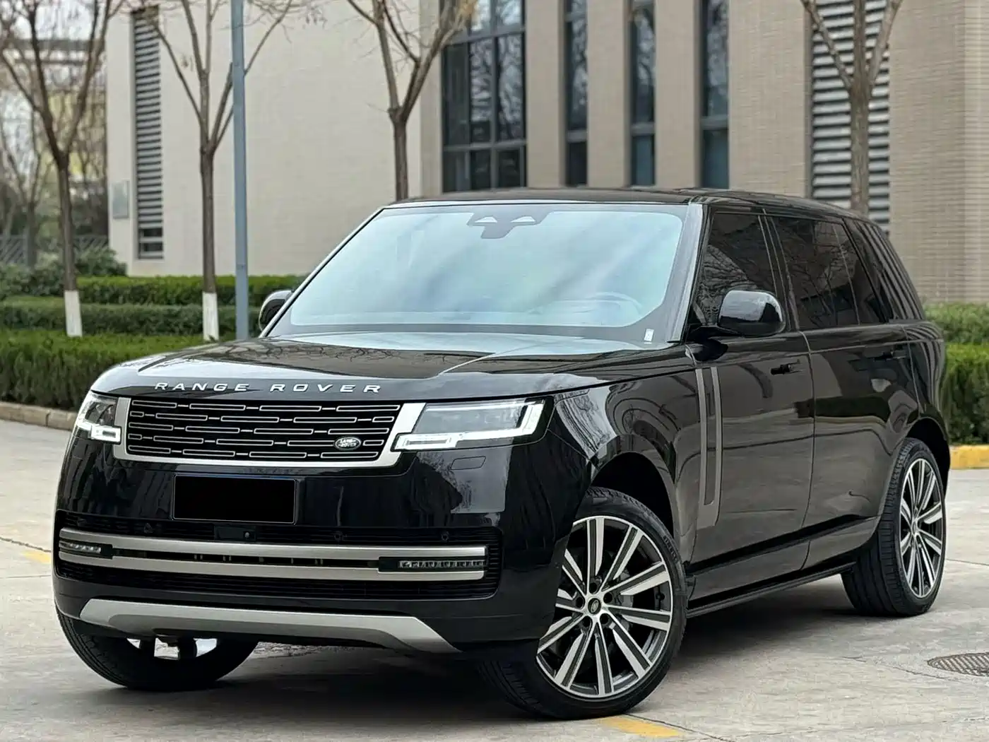 Land Rover Range Rover 2024 3.0 L6 400PS Golden Age Extended