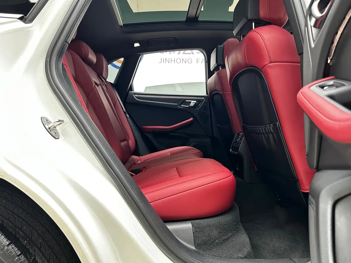 Porsche Macan 2023 Macan 2.0T фото 23