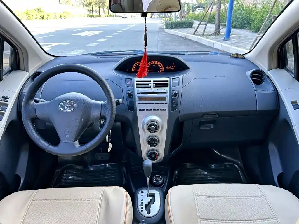 Toyota Yaris 2009 2009 1.6E Automatic Comfort Edition