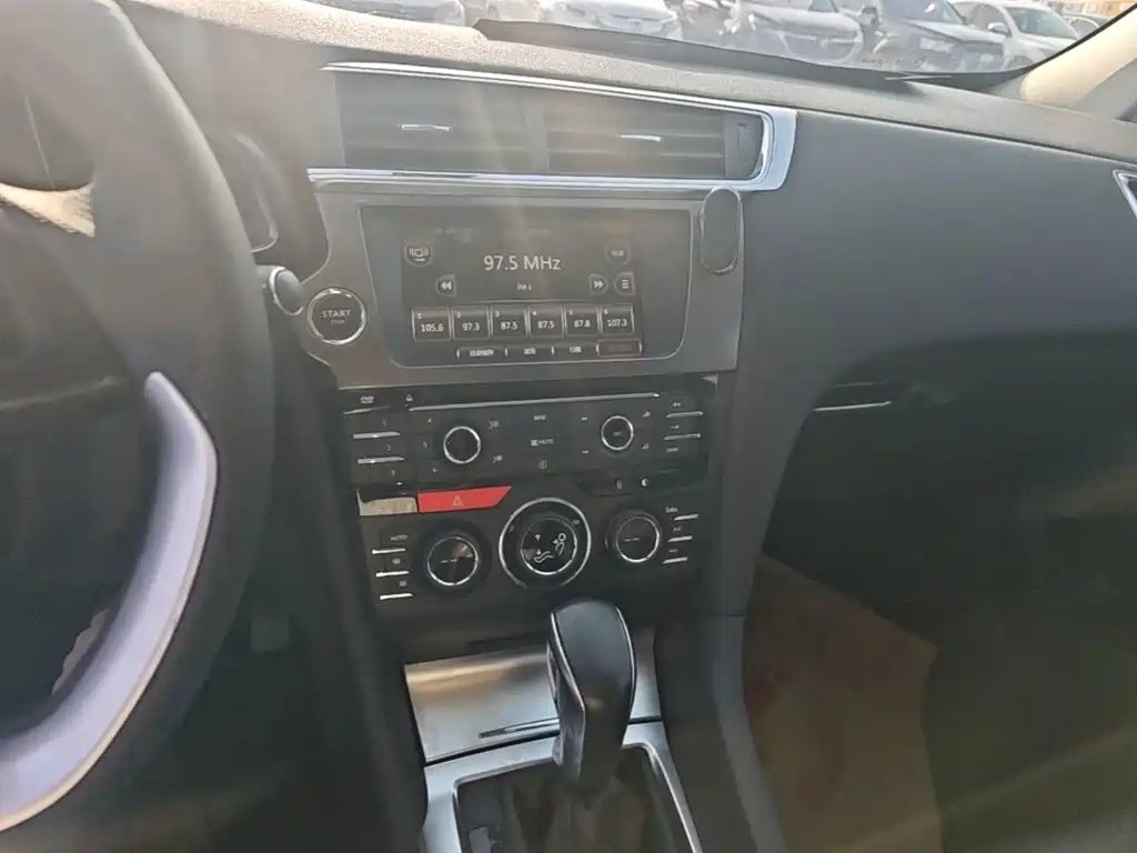 DS 6 2016 2016 1.6T Luxury THP160