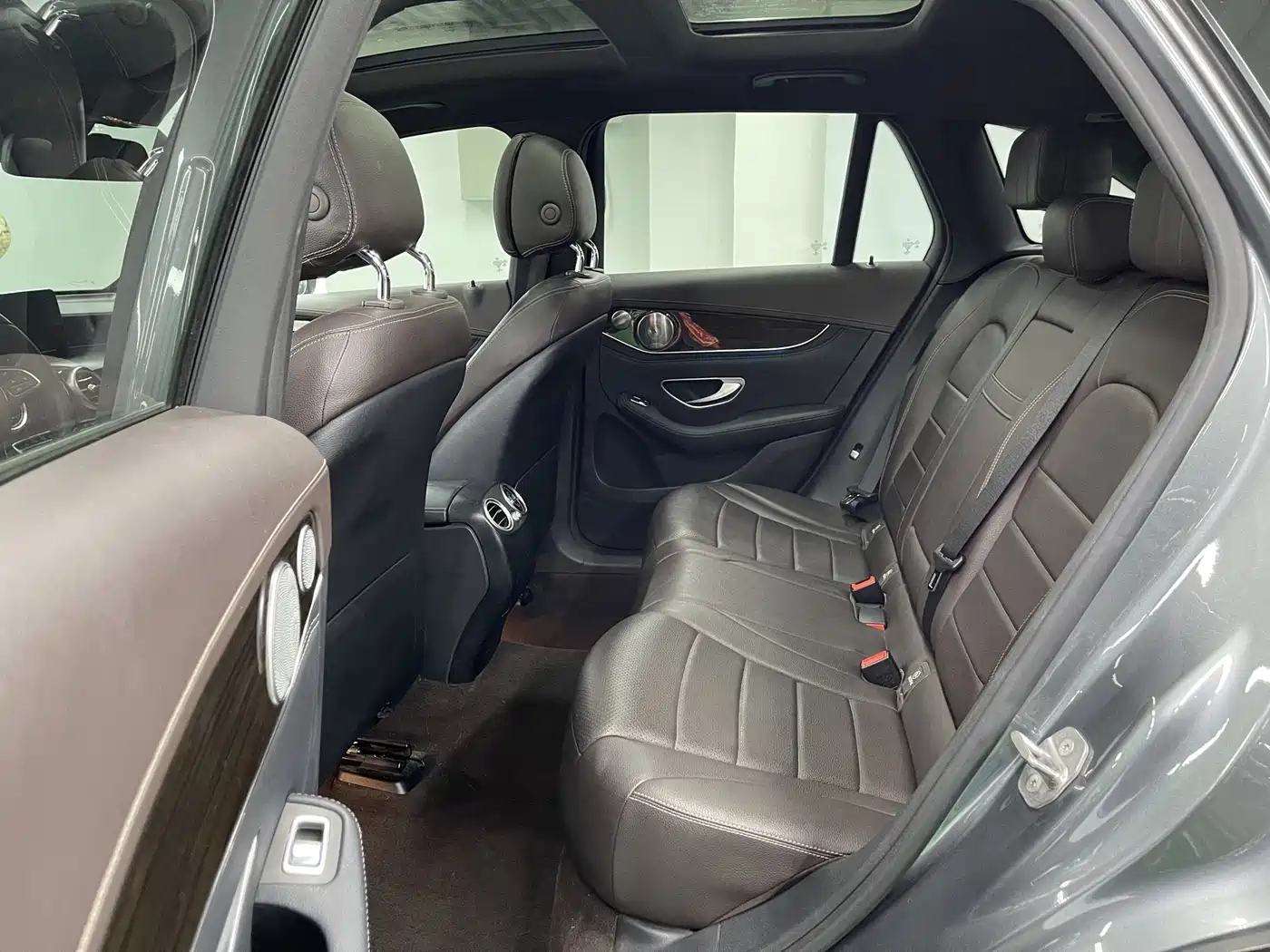 Mercedes-Benz GLC 2017 GLC 260 4MATIC Luxury фото 9