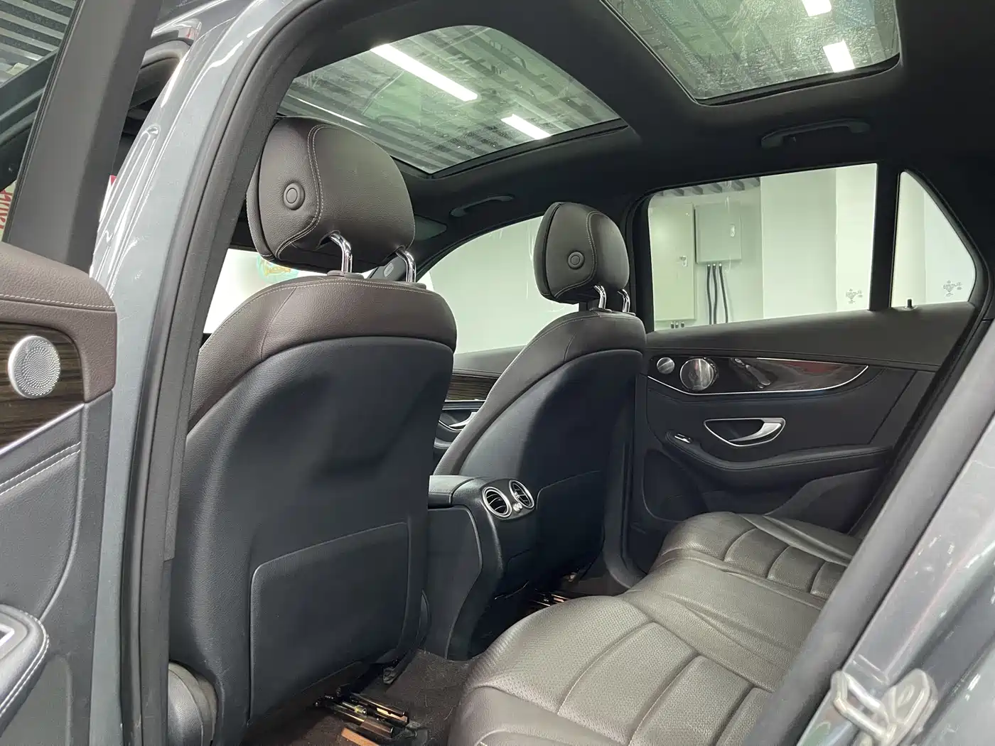 Mercedes-Benz GLC 2017 GLC 260 4MATIC Luxury фото 21
