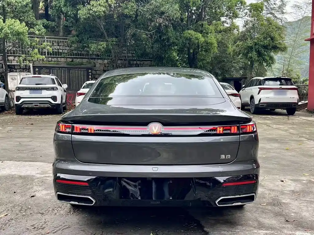 Changan Eado 2026 2025 Blue Whale 1.5T 500Bar Premium