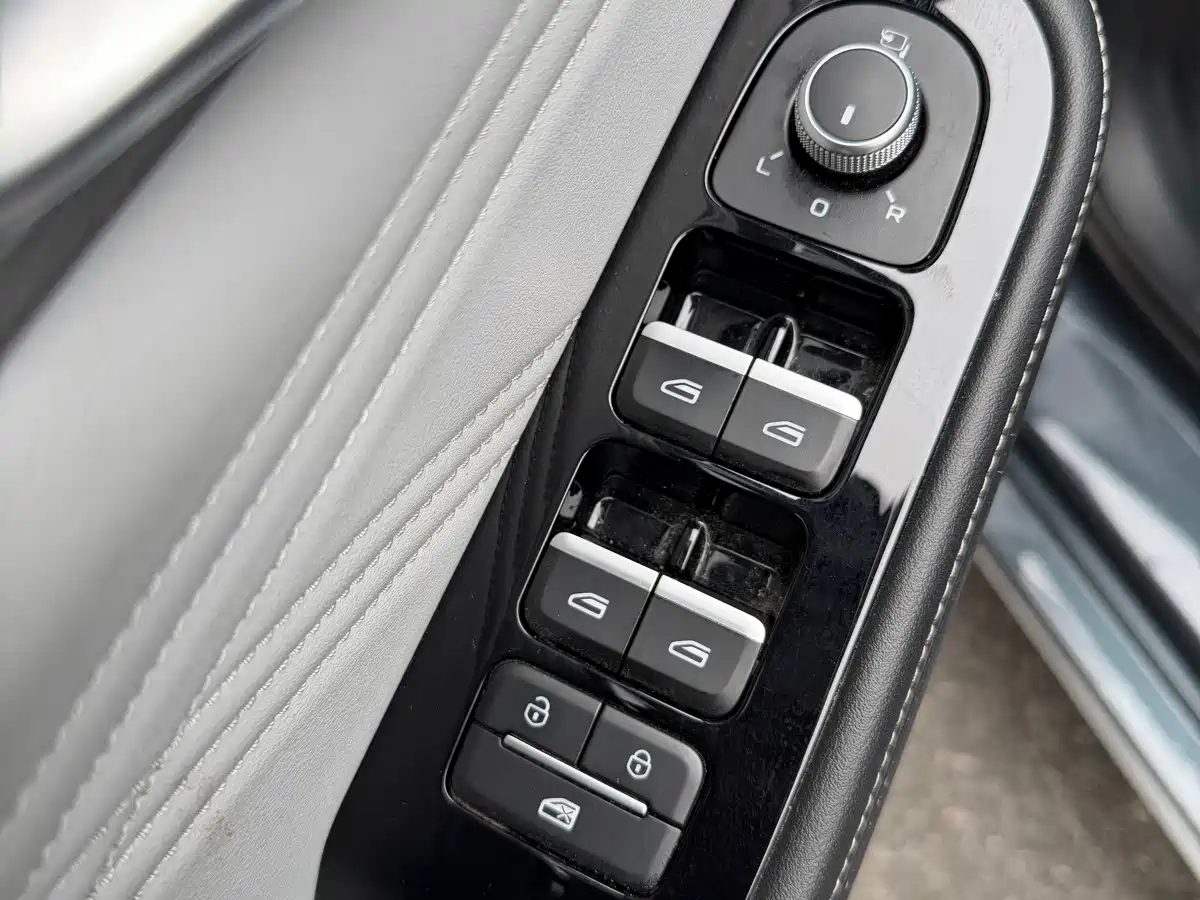 GEELY AUTOMOBILE XINGRUI