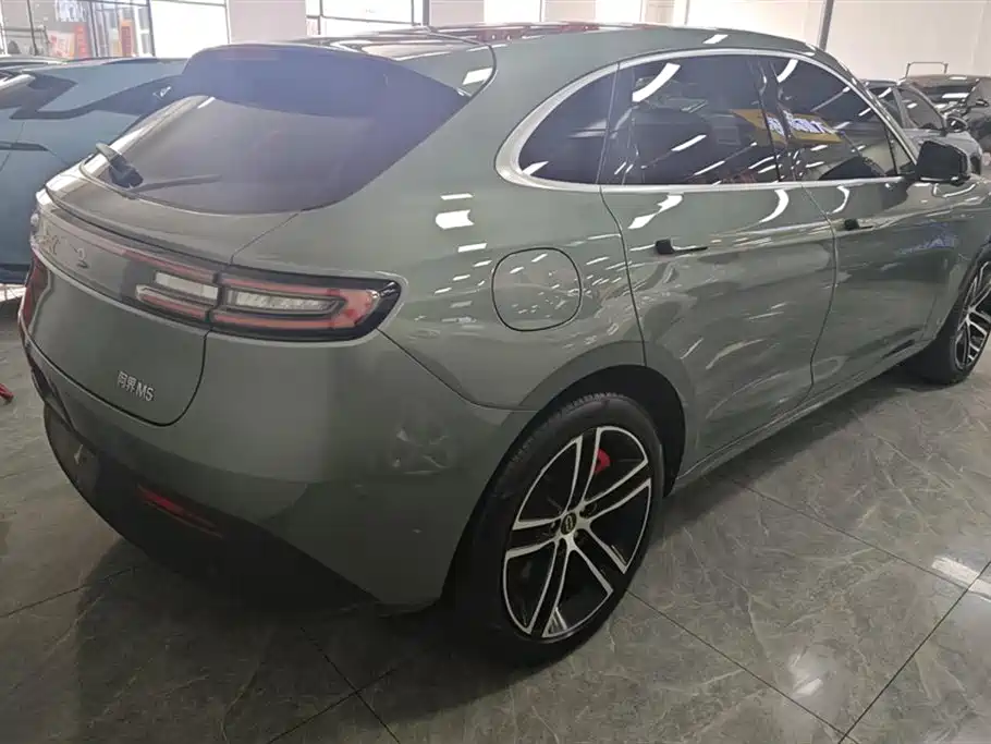 AITO Wenjie AITO M5 2023 Extended Range RWD Standard Edition фото 3