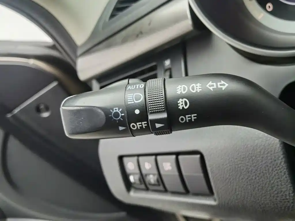 صورة 21 - Besturn X80
