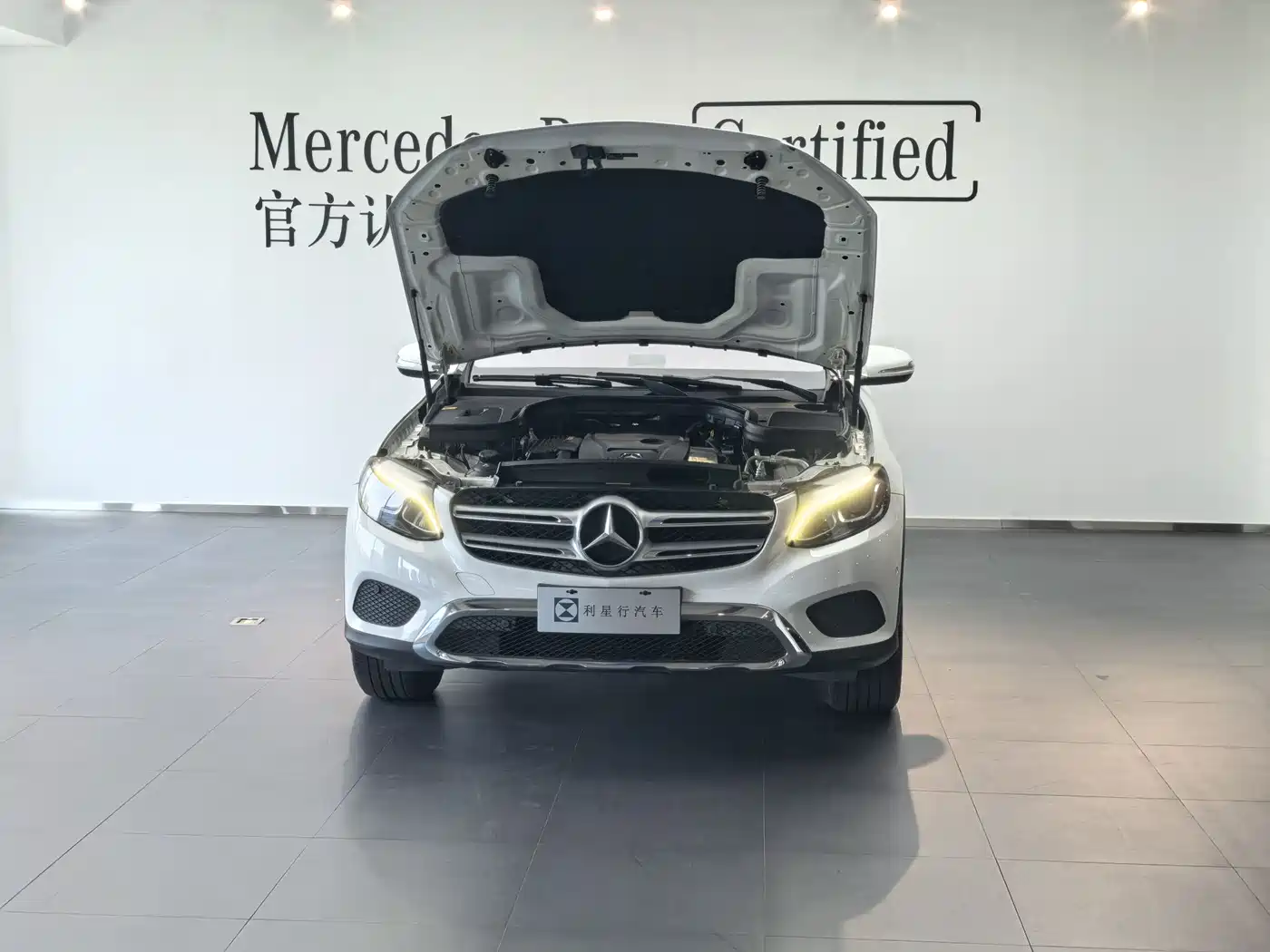 Mercedes-Benz GLC 2016 GLC 260 4MATIC Dynamic фото 3