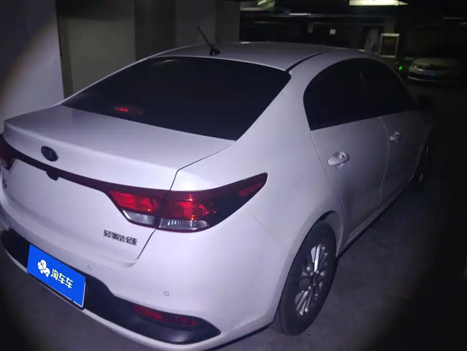 Kia K2 2017 Sedan 1.4L AT 15th Anniversary Special Edition GLS фото 3