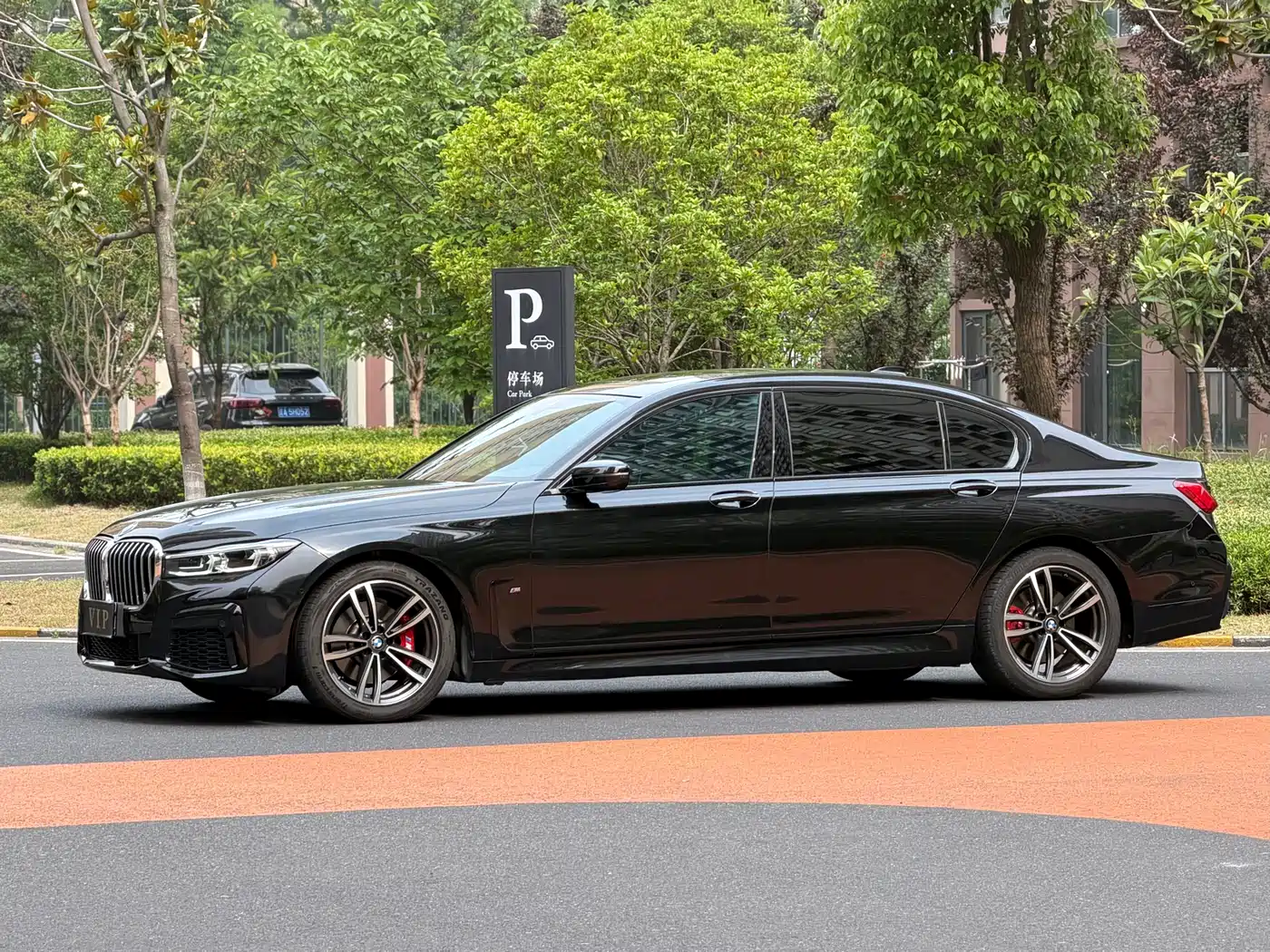 BMW 7 Series 2021 Model 730Li M Sport Package фото 10
