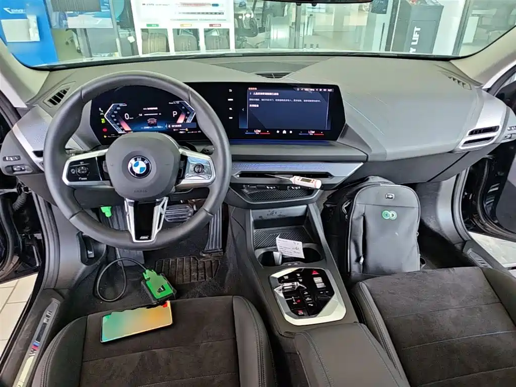 BMW 2 Series 2025 225L M Sport Moonlight Package фото 10