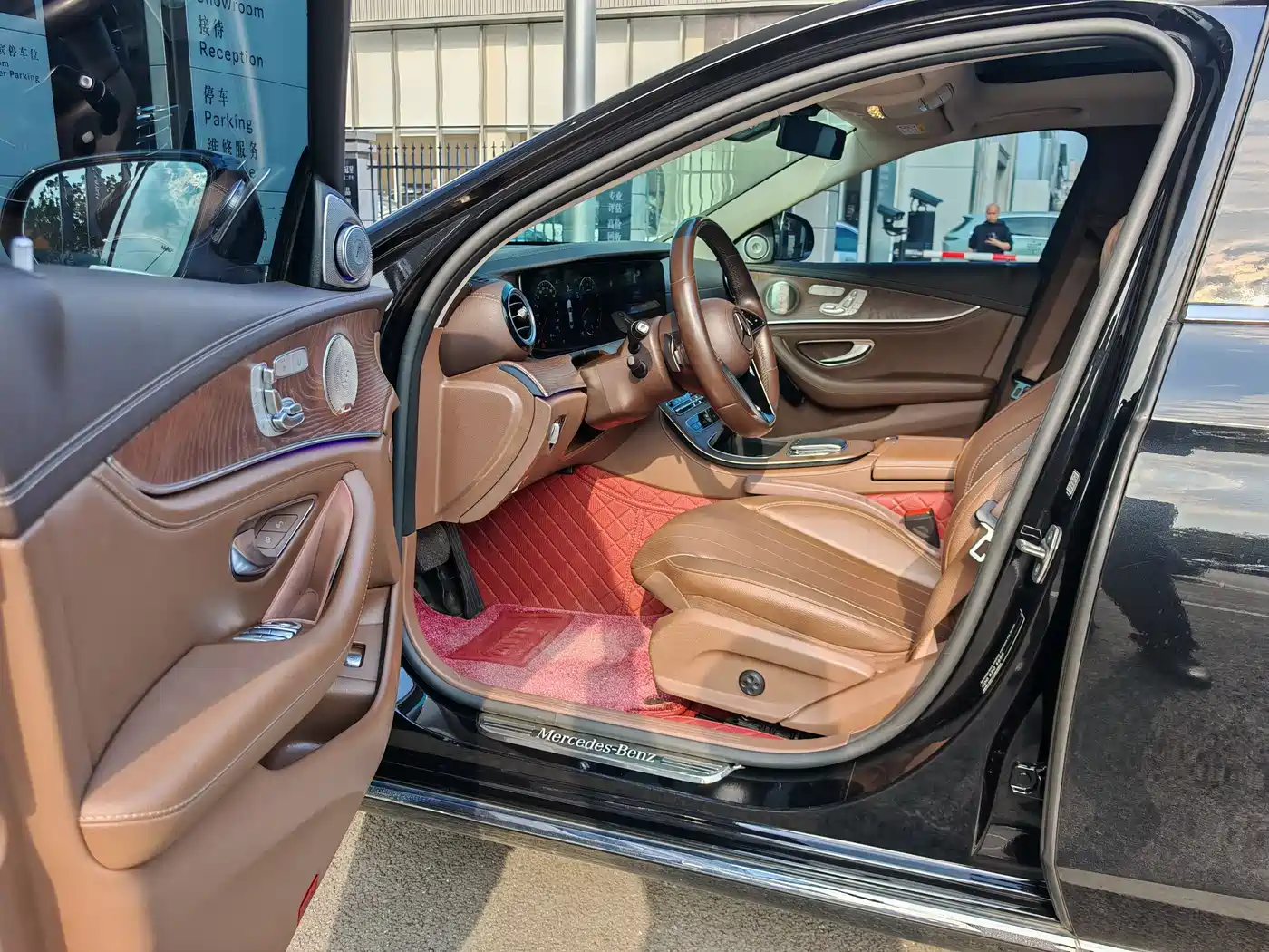 Mercedes-Benz E-Class 2022 E 300 L Luxury фото 10