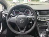 Photo 6 - Buick Verano