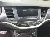 Photo 9 - Buick Verano