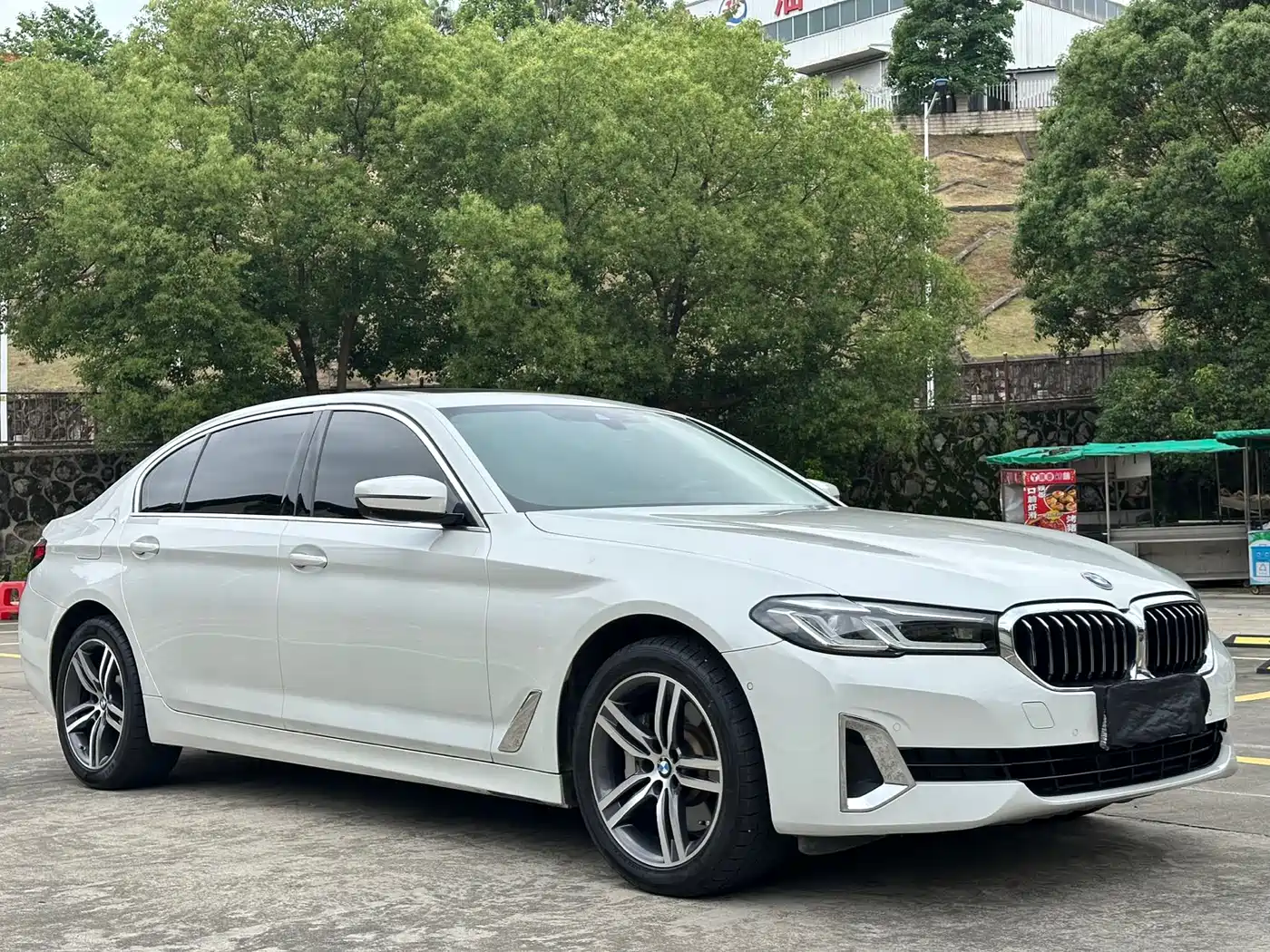 BMW 5-SERIES