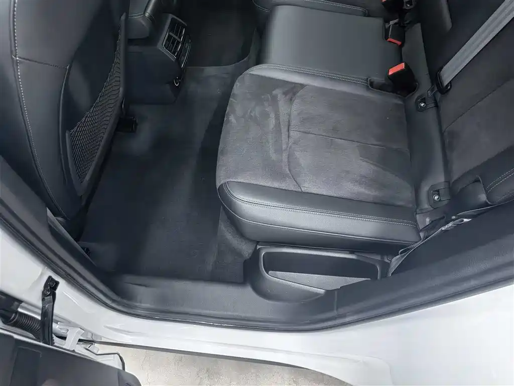 Audi Q3 2022 35 TFSI Fashion Dynamic фото 9