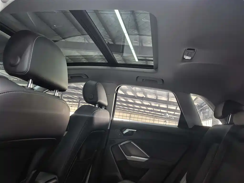 Audi Q3 2022 35 TFSI Fashion Dynamic фото 8