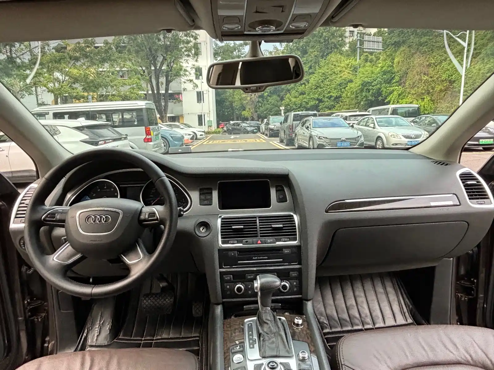 Фото 6 - Audi Q7
