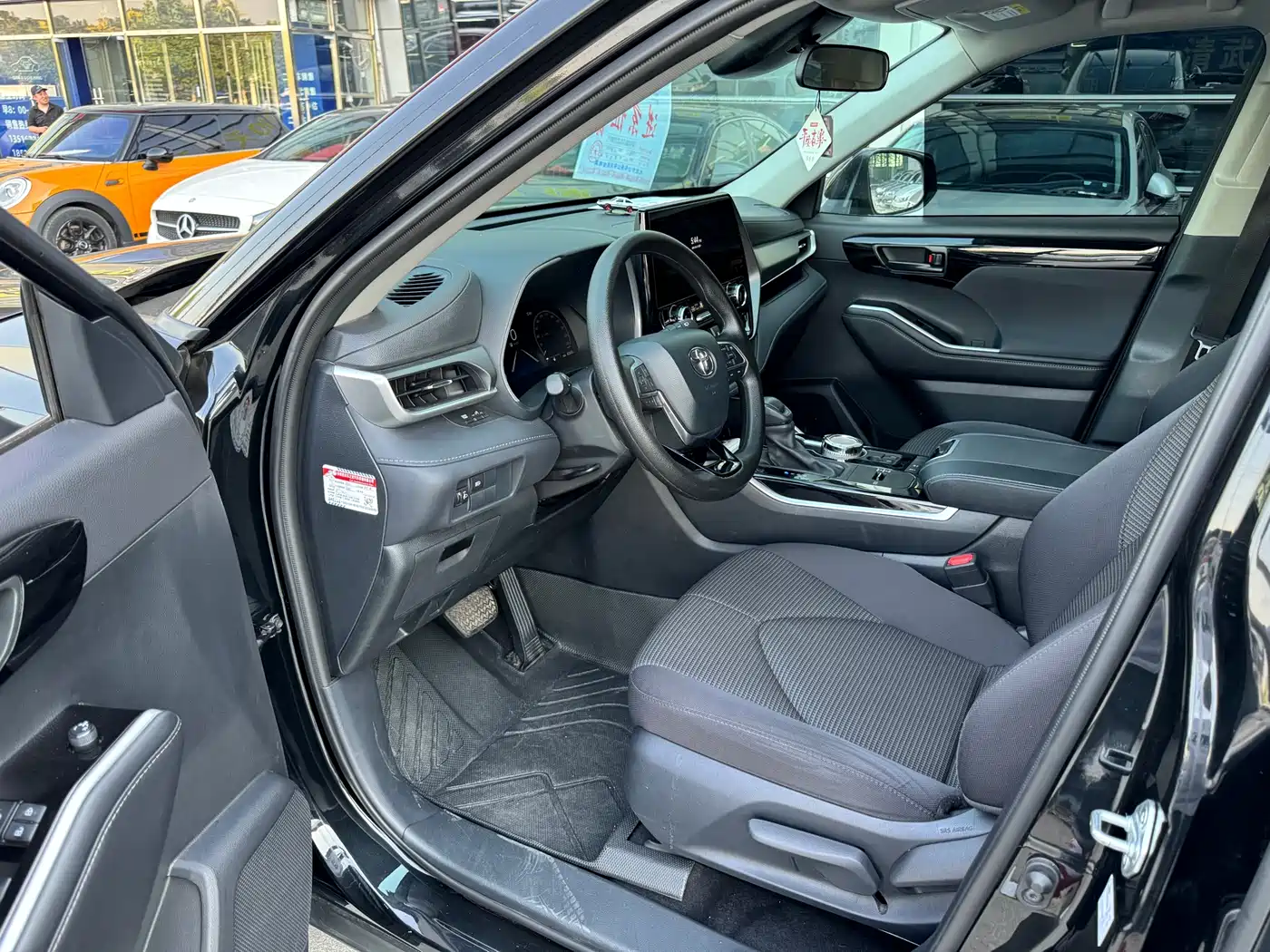 Toyota Highlander 2024 2.5L Smart Hybrid 2WD Elite 5-seater фото 4
