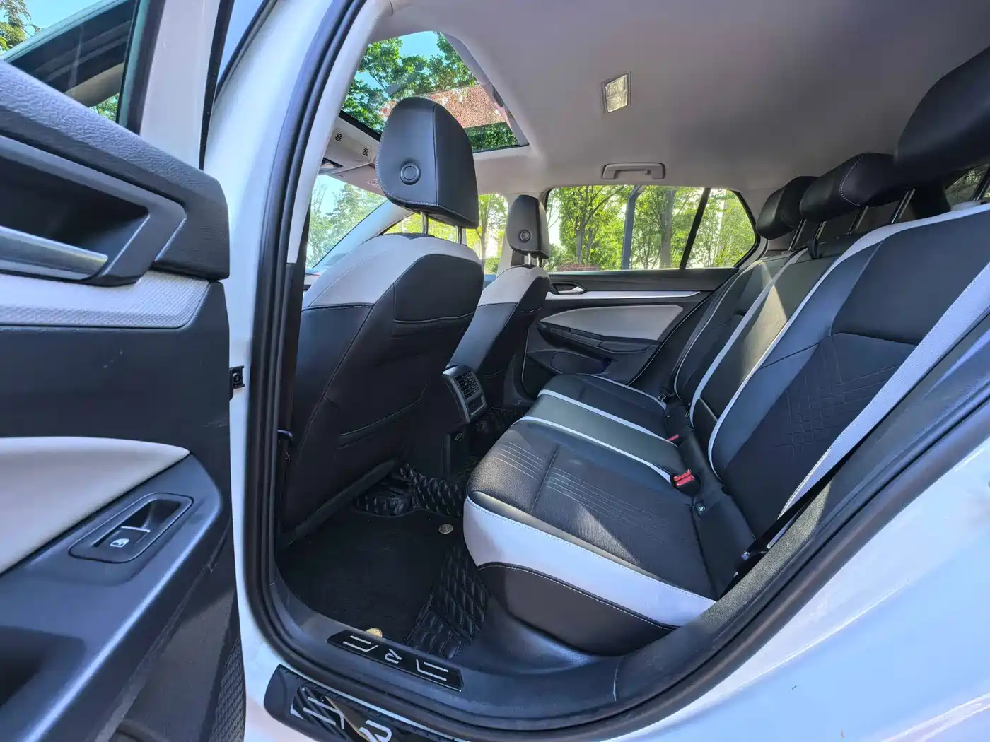 Volkswagen Golf 2021 280TSI DSG Pro фото 14