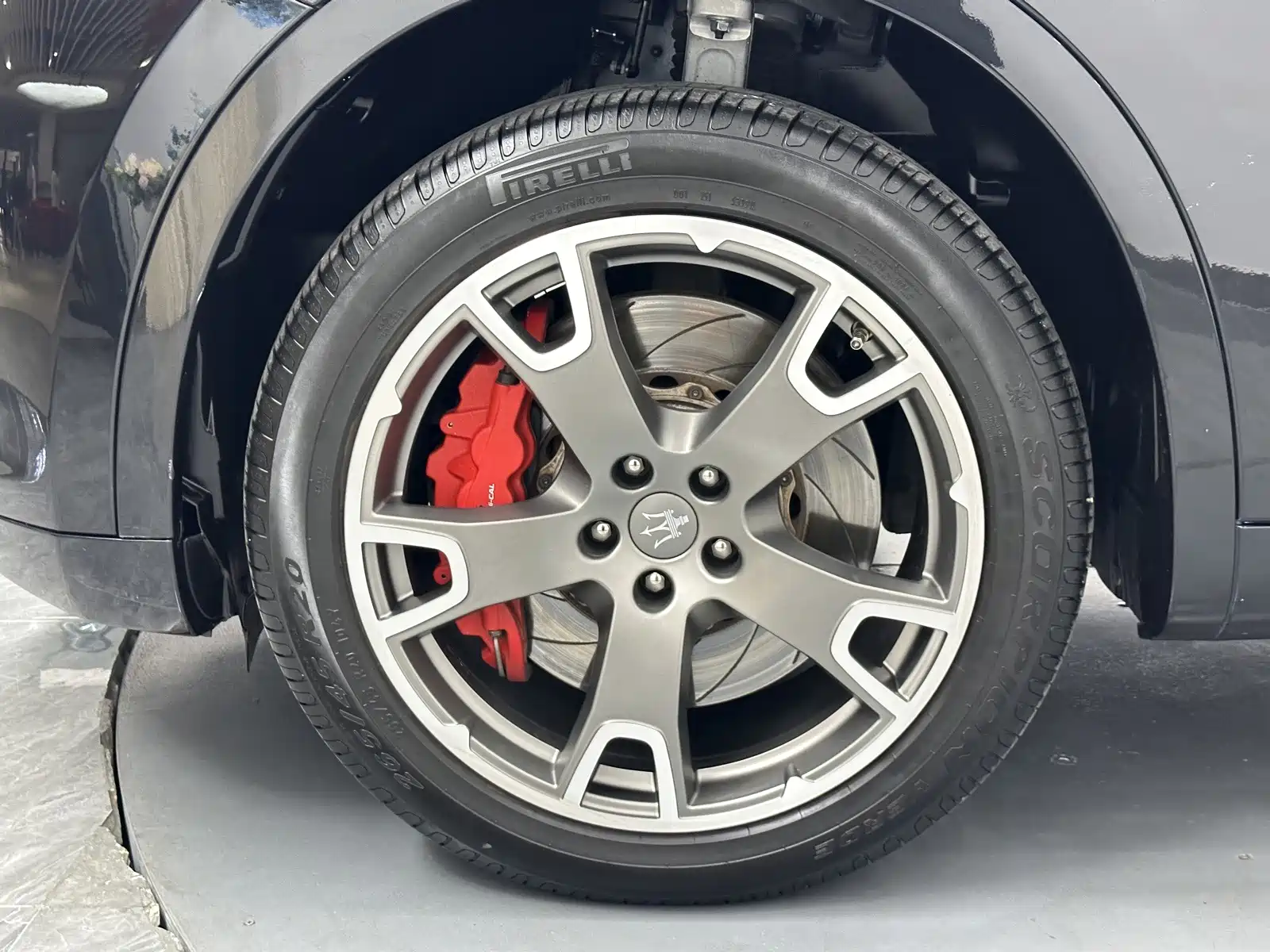 Photo 26 - Maserati Levante