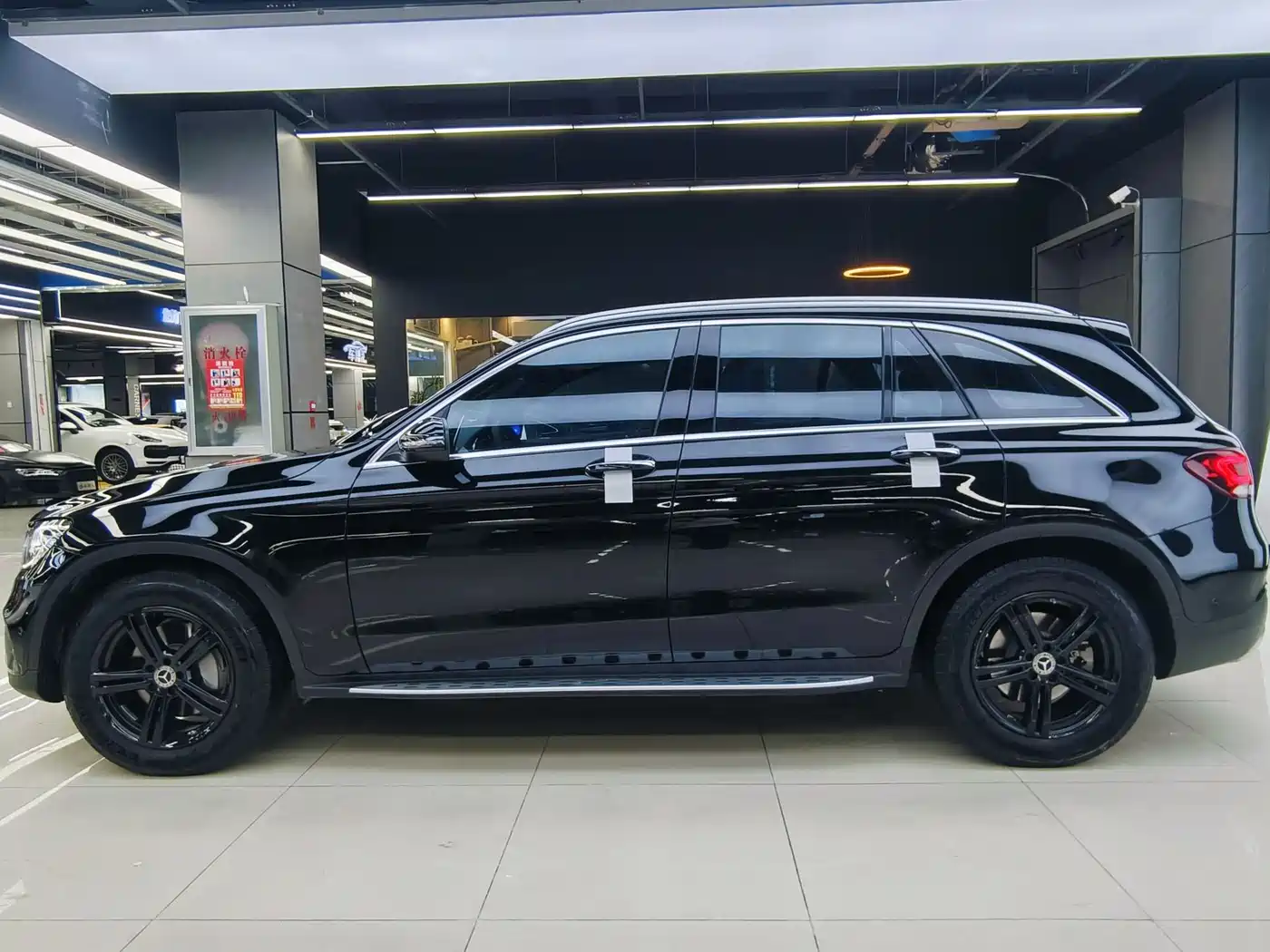 Mercedes-Benz GLC 2021 GLC 260 L 4MATIC Sporty фото 7