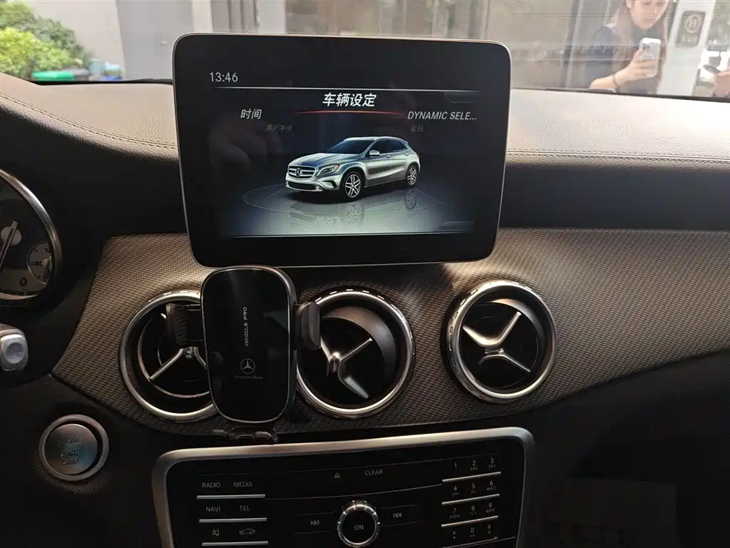 Mercedes-Benz GLA 2016 GLA 200 Fashion фото 10