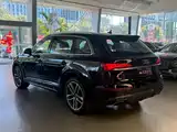 Фото 6 - Audi Q7