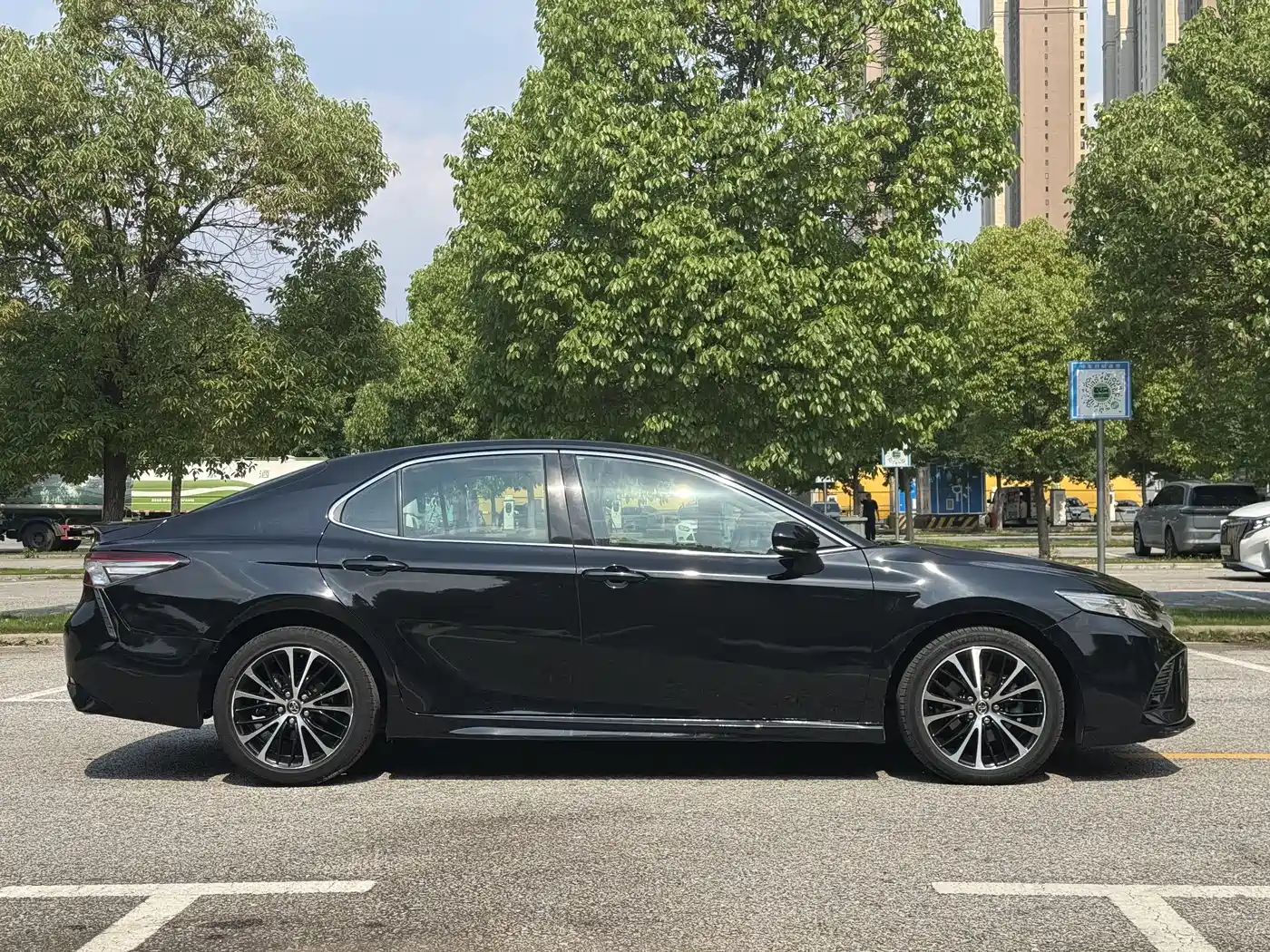 Toyota Camry 2018 2.0S Sport Edition фото 15