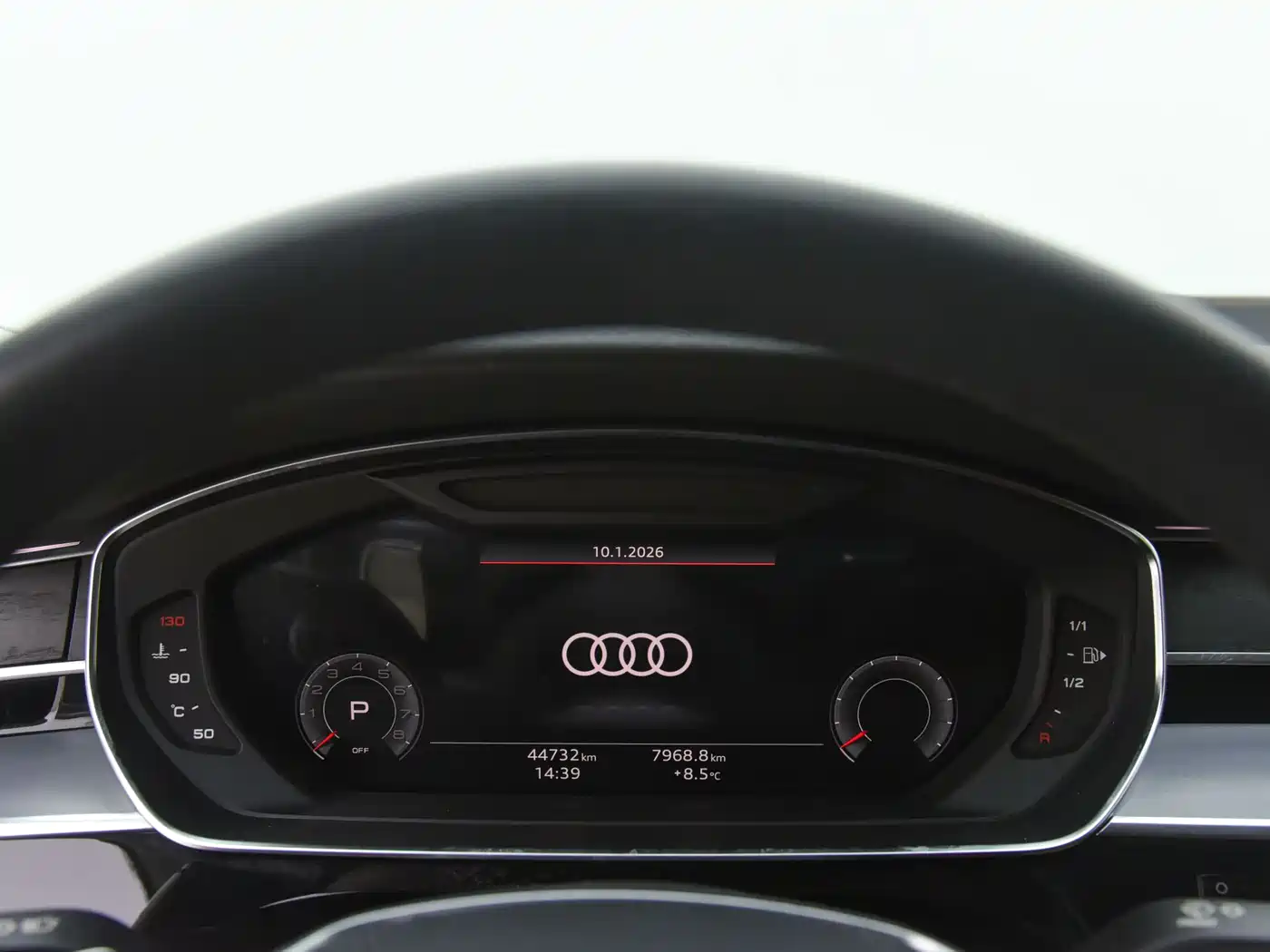 Audi A8 2024 Model A8L 50 TFSI quattro Premium Selection фото 9