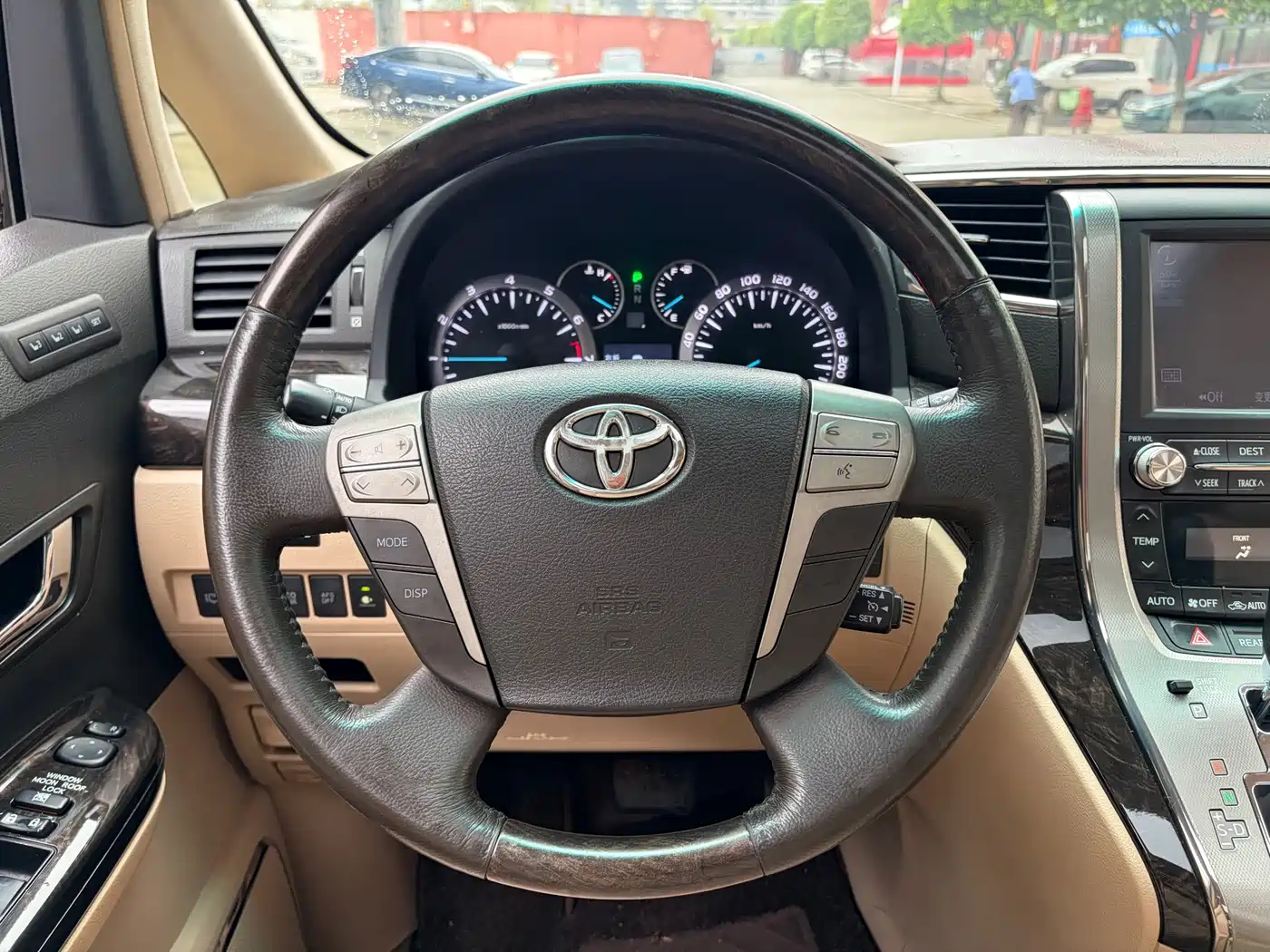 Toyota Alphard 2012 3.5L Luxury Edition фото 6