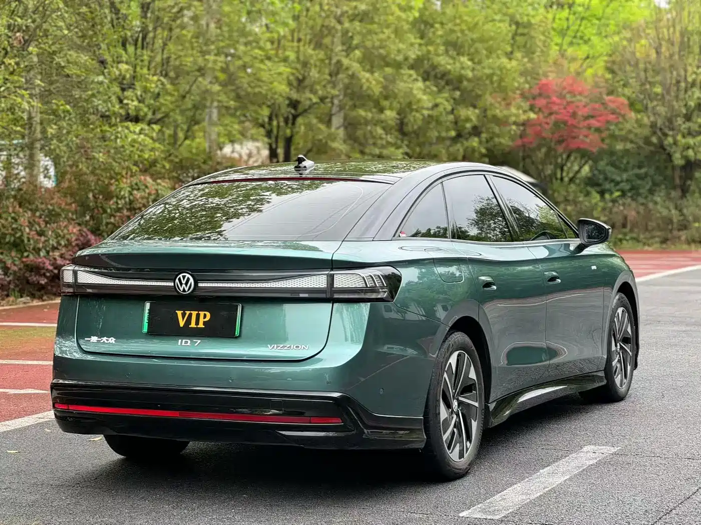 VOLKSWAGEN ID.7 VIZZION