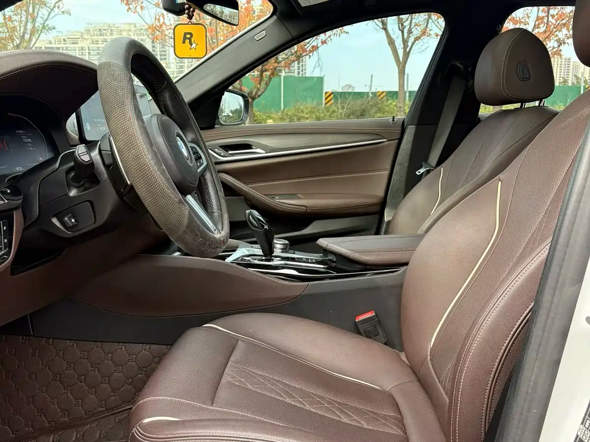 BMW 5 Series 2022 530Li xDrive M Sport Package фото 4