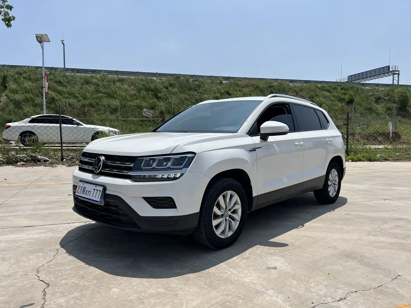 Volkswagen Tharu 2021 Model 280TSI 2WD Trend Edition