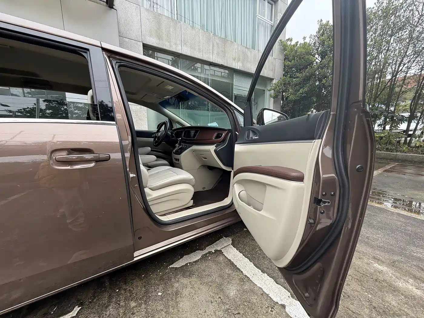 Buick GL8 2018 28T Comfort China VI фото 11