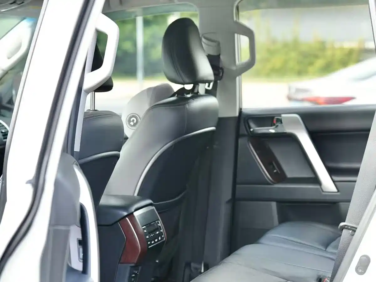Toyota Prado 2016 3.5L Auto TX-L NAVI фото 6
