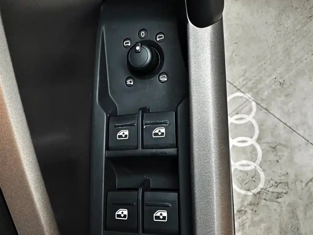 Audi Q3 2022 35 TFSI Fashion Dynamic фото 16