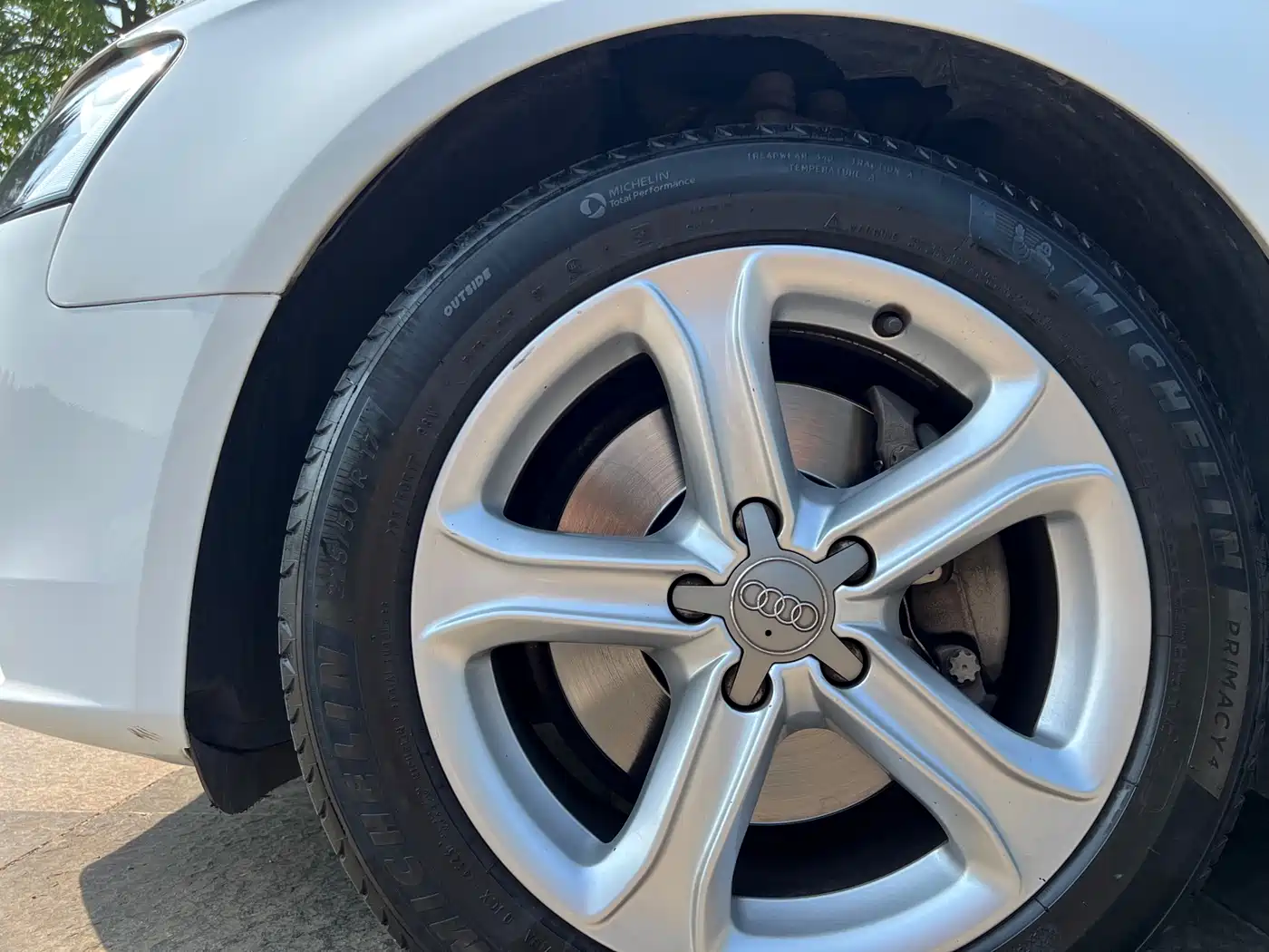 Audi A4L 2015 45 TFSI quattro Individual Sport фото 14
