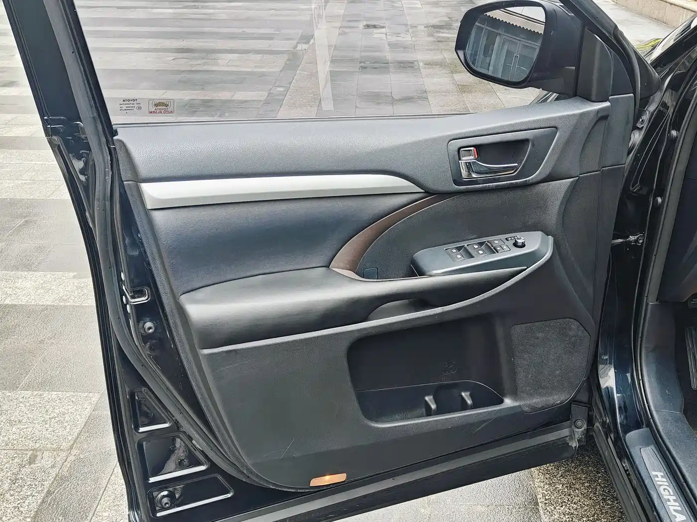 Toyota Highlander 2015 2.0T AWD Luxury Edition 7-seater фото 8
