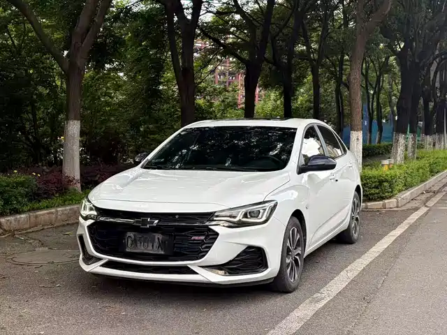  Chevrolet Monza 2019 RS 330T Auto Smooth Edition China VI