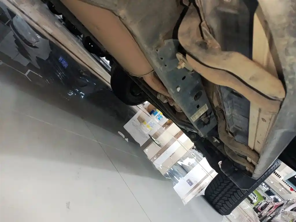 BAIC ORV Beijing Offroad BJ40 2024 2.0D Blade Hero Glory Edition фото 21