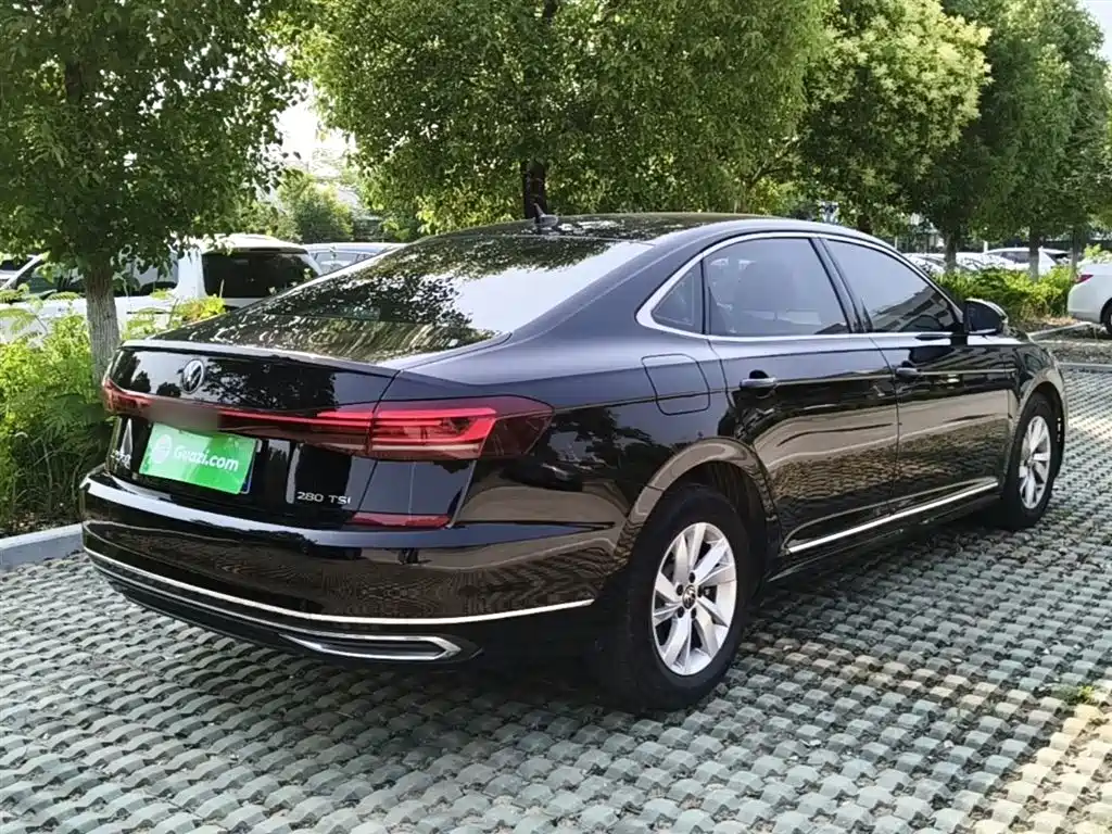 Volkswagen Passat 2024 280TSI Business Edition фото 7
