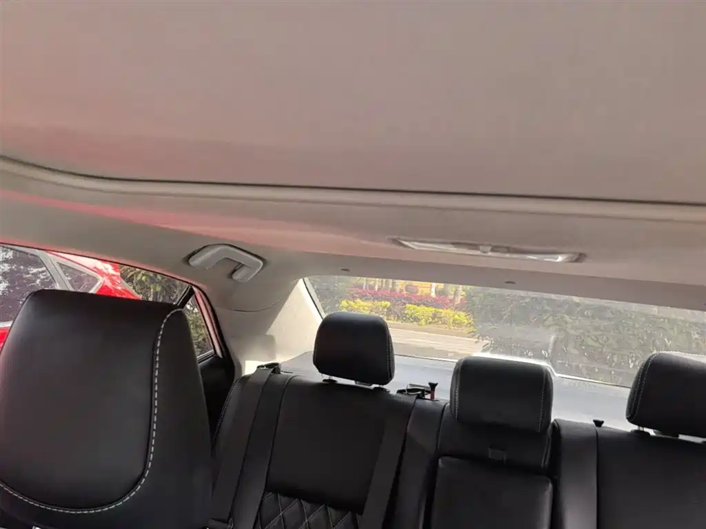Toyota Levin 2017 Facelift 185T CVT Elite (China V) фото 18