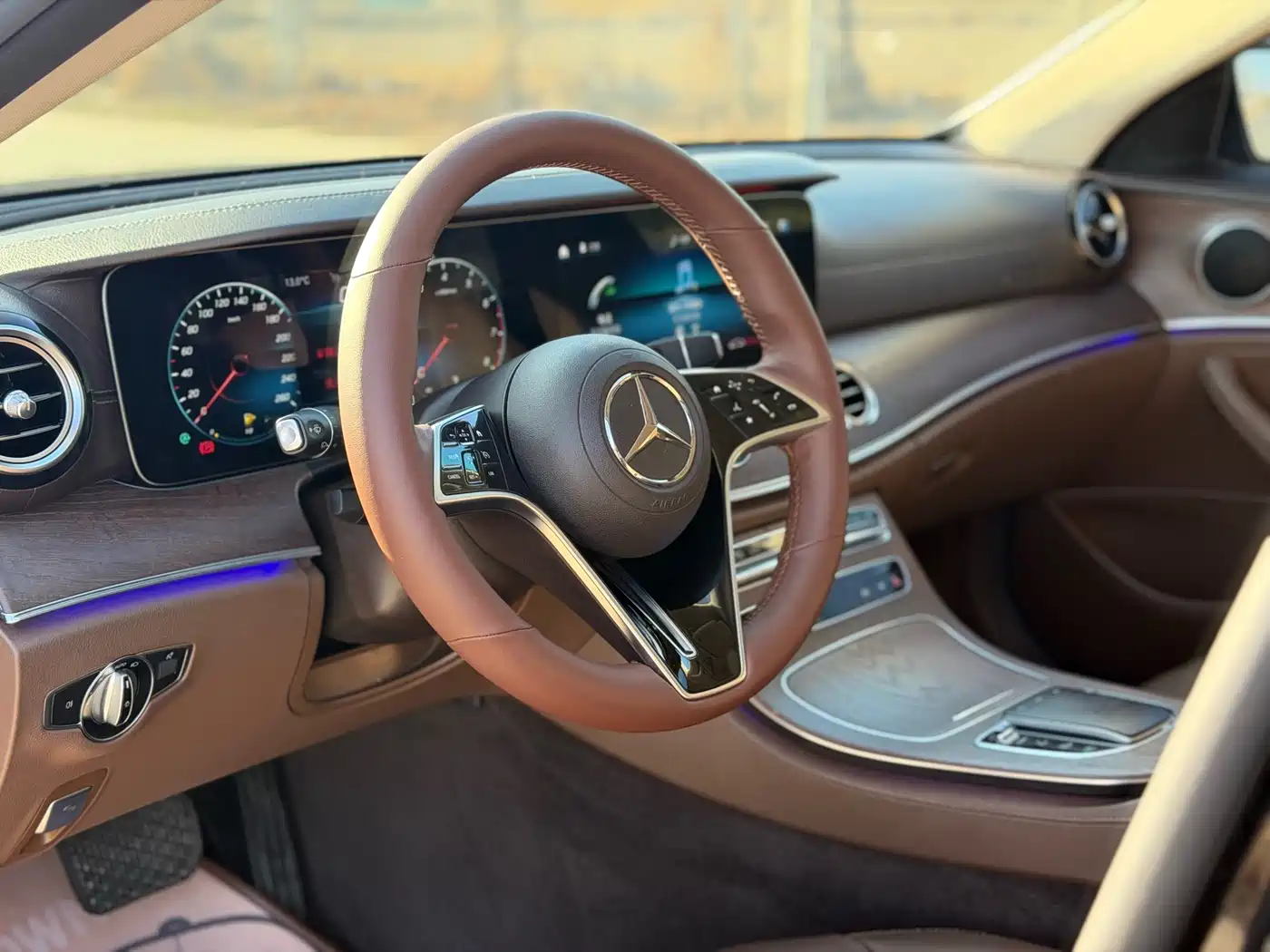 Mercedes-Benz E-Class 2021 E 300 L Fashion фото 9