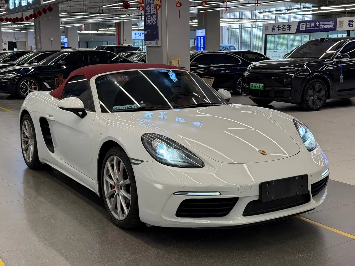 Porsche 718 2016 Boxster 2.0T фото 3