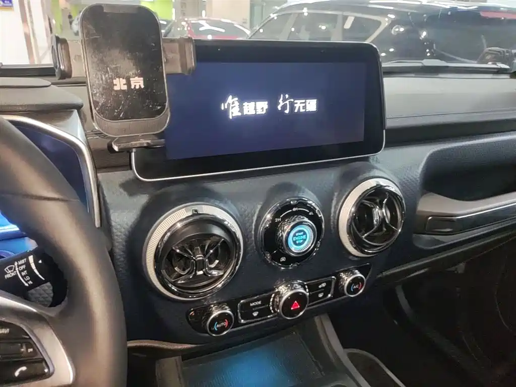 BAIC ORV Beijing Offroad BJ40 2024 2.0D Blade Hero Glory Edition фото 13