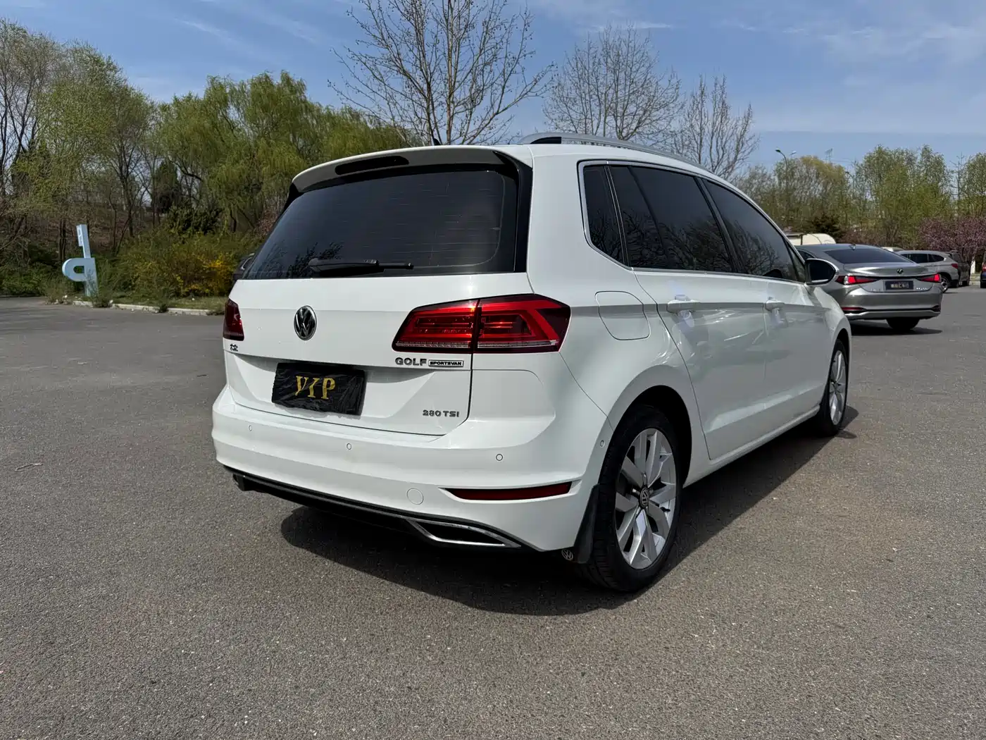 Volkswagen Golf Sportsvan 2019 280TSI Automatic Voyager China V фото 26