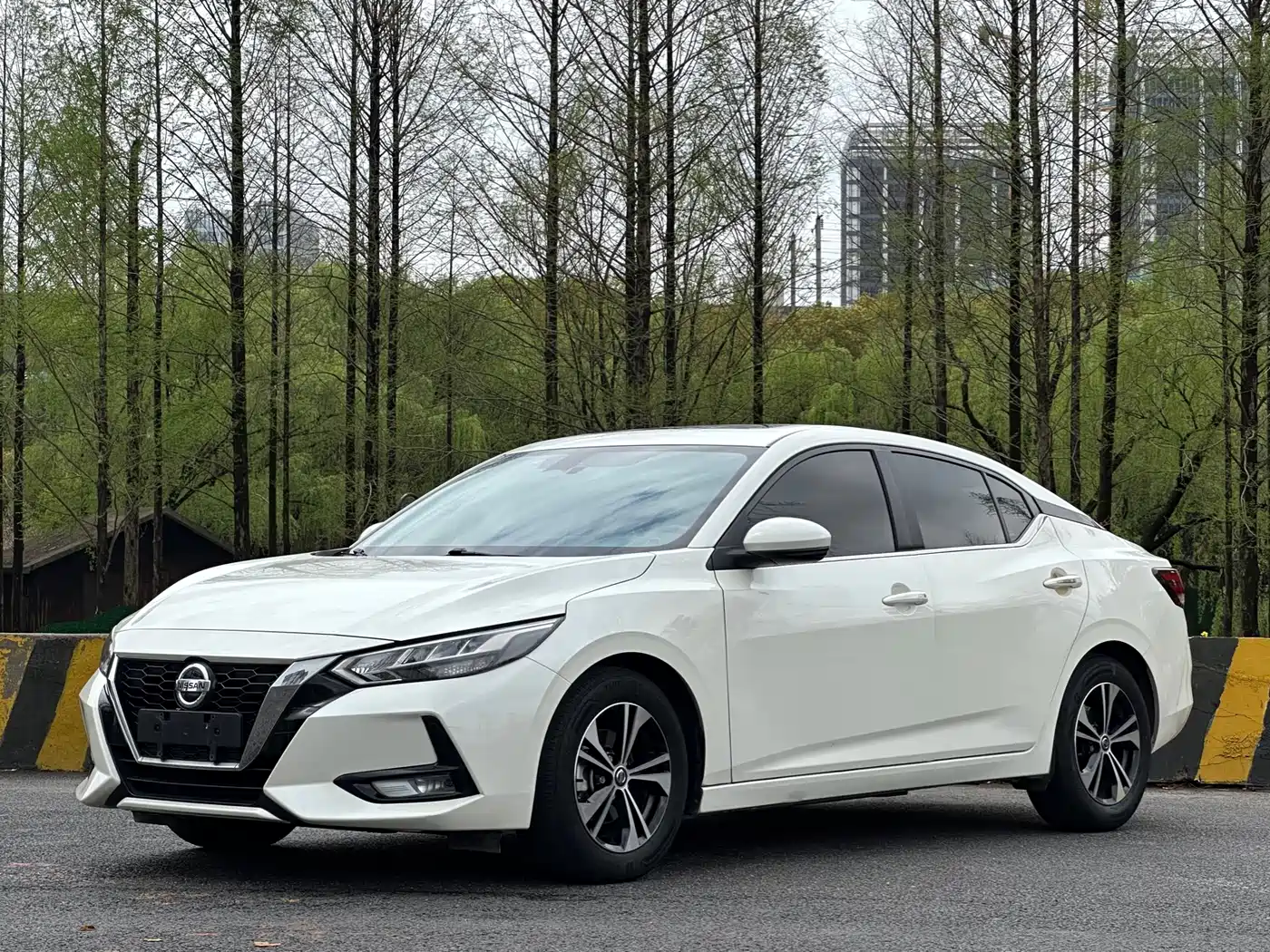 Nissan Sylphy 2022 1.6L XL CVT Delight Edition