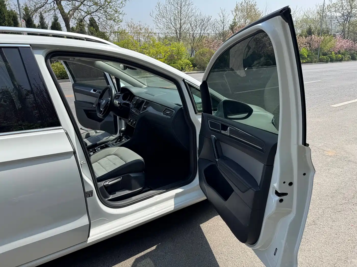 Volkswagen Golf Sportsvan 2019 280TSI Auto Watchman China VI фото 13